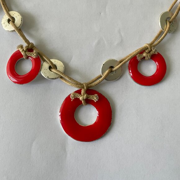 Red Metal Washer Necklace - Picture 3 of 4